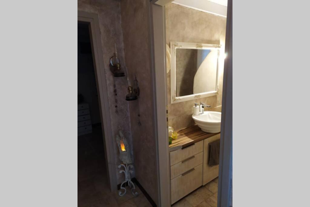Klovino Beach House Douvia Екстериор снимка
